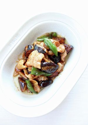 シンプル簡単な【茄子と豚の味噌炒め】-レシピのメイン写真