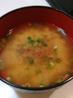 簡単!地味だけど美味♪かちゅー湯風味噌汁-レシピのメイン写真