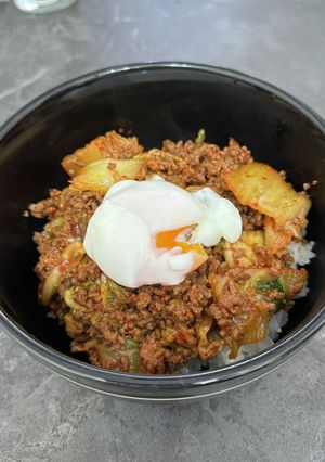 簡単！激うま！キム玉そぼろ丼-レシピのメイン写真