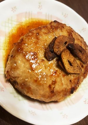ステーキ屋さんの味♡ガーリックハンバーグ-レシピのメイン写真