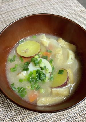 お芋の、ほっこり味噌汁-レシピのメイン写真