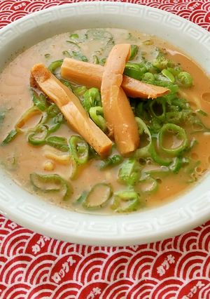 青ねぎと太メンマの豚骨醤油ラーメン♪-レシピのメイン写真
