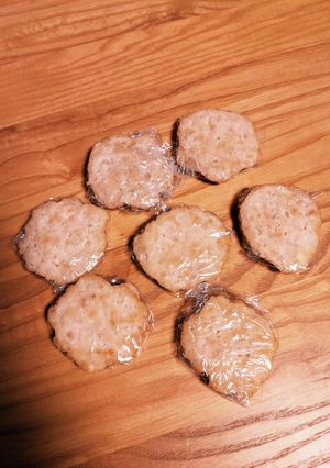 離乳食♪鶏ひき肉と豆腐のハンバーグ♪-レシピのメイン写真
