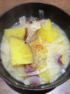 ほっこり【さつまいものお味噌汁】-レシピのメイン写真