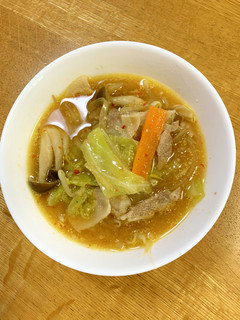 豚肉とキャベツのピリ辛胡麻味噌スープ-レシピのメイン写真