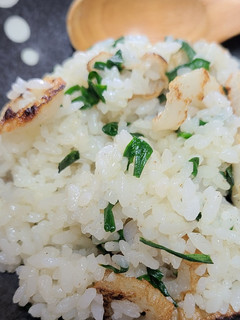 ニラとちくわの後がけお醤油チャーハン-レシピのメイン写真