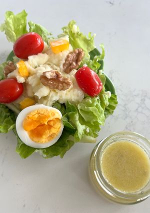 台所の材料でフレンチ・ドレッシング-レシピのメイン写真
