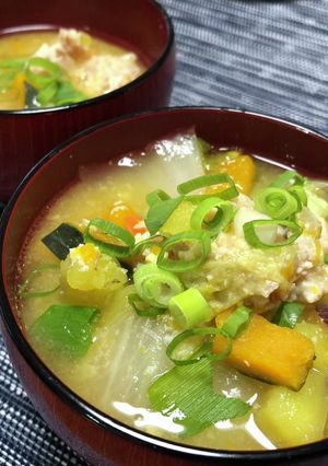 ふぁふぁ肉団子でほっこり味噌汁♡-レシピのメイン写真