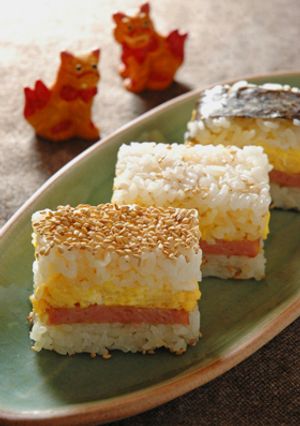 スクランブルエッグ★スパムにぎり-レシピのメイン写真