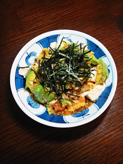 ちぎり豆腐とアボカドのおつまみサラダ-レシピのメイン写真