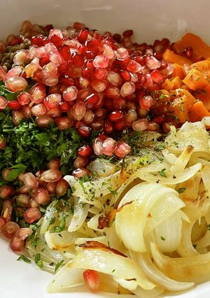 秋にピッタリ、レンズ豆とザクロサラダ-レシピのメイン写真