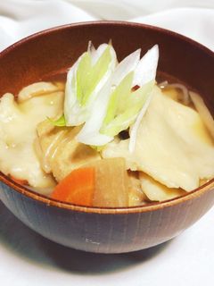 屋台の定番☆味噌が決め手のすいとん汁-レシピのメイン写真