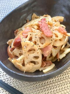 れんこんとベーコンのガーリック醤油炒め-レシピのメイン写真