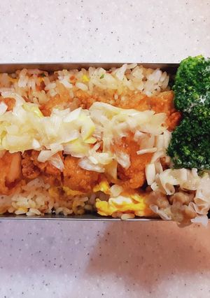 高校生弁当覚え書き91油淋鶏の炒飯のせ-レシピのメイン写真