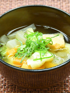 かるしお® 鮭と野菜のおみそ汁-レシピのメイン写真