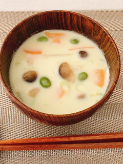 枝豆香る♪ ずんだミルクのほっこり味噌汁-レシピのメイン写真
