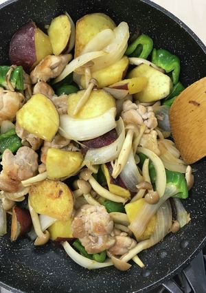 さつまいもと鶏肉の甘辛炒め-レシピのメイン写真