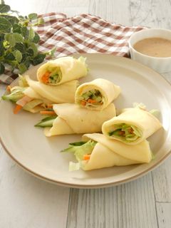 米粉の野菜たっぷりサラダクレープ-レシピのメイン写真