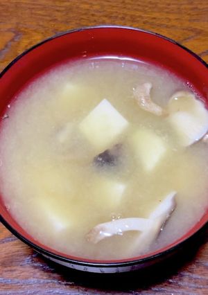 豆腐と椎茸の、ほっこり味噌汁-レシピのメイン写真