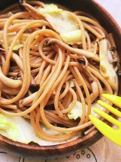 子供笑顔!キャベツきのこの和風スパゲティ-レシピのメイン写真