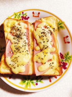 ハムとチーズのトースト-レシピのメイン写真