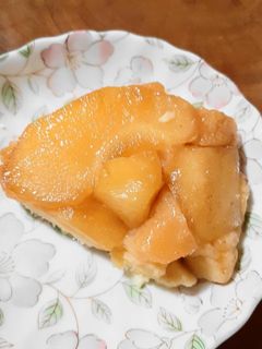 フライパンで簡単、米粉のタルトタタン-レシピのメイン写真