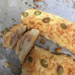 รูปของ 米粉なベーコンチーズパン