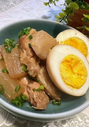 鶏手羽中と大根*里芋の煮物-レシピのメイン写真