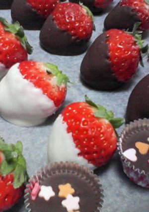 簡単♪バレンタインに苺チョコ-レシピのメイン写真