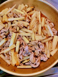 山芋と豚肉の炒めたの-レシピのメイン写真