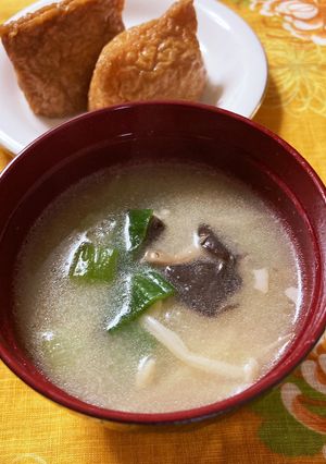 バターときのこ香るほっこり味噌汁-レシピのメイン写真