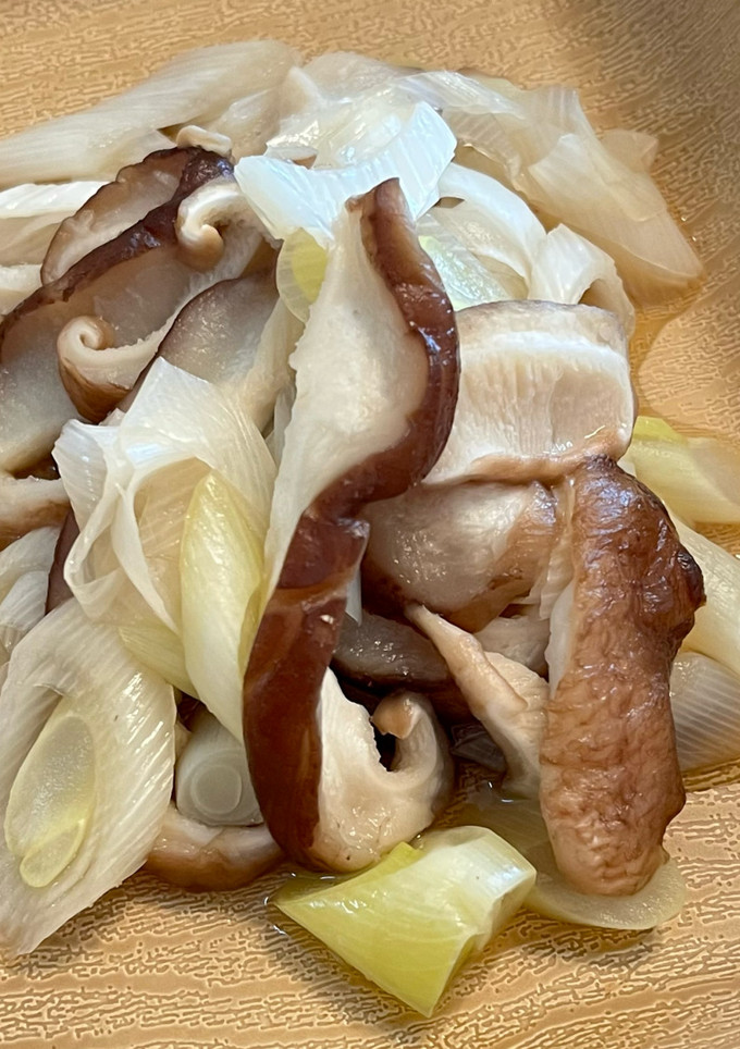 白だしで！ねぎとしいたけのレンジ蒸し-レシピのメイン写真
