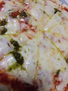 冷凍ピザ生地★マルゲリータ-レシピのメイン写真