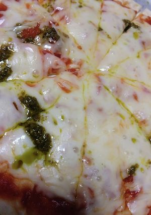 冷凍ピザ生地★マルゲリータ-レシピのメイン写真
