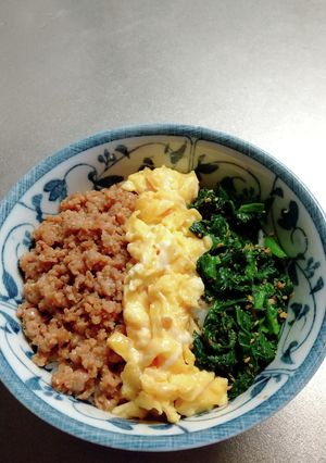 定番三色そぼろ丼-レシピのメイン写真