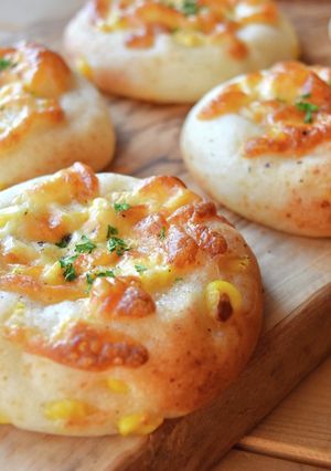 米粉でコーンチーズパン-レシピのメイン写真