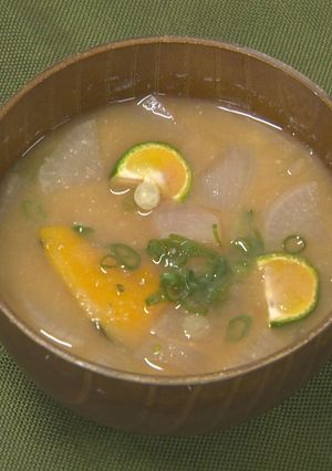 爽やか!シークワーサーでほっこり味噌汁-レシピのメイン写真