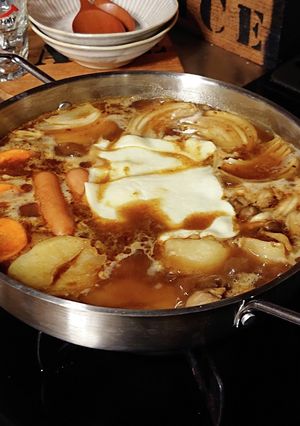 子供喜ぶ★チーズカレー鍋-レシピのメイン写真