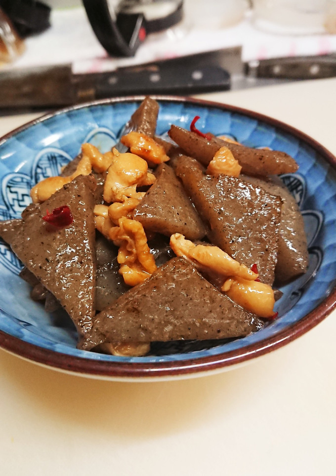 鶏皮とこんにゃくの甘辛炒め-レシピのメイン写真