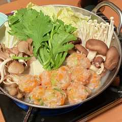 A picture of 米粉でふんわり♪鶏団子鍋.