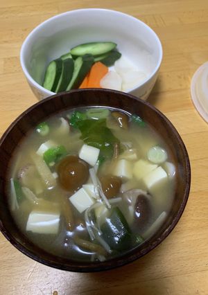キノコの味噌汁-レシピのメイン写真