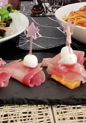 柿とモッツァレラと生ハムで簡単一品♬-レシピのメイン写真