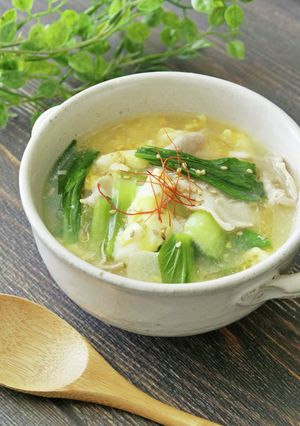 チンゲン菜と豚バラ肉の中華風スープ-レシピのメイン写真