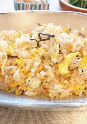 塩昆布としらすの和風炒飯-レシピのメイン写真
