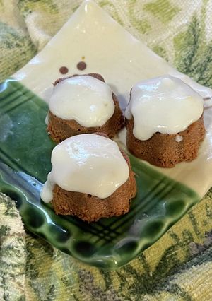 米粉プチケーキの米粉クリーム乗せ-レシピのメイン写真