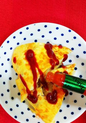 ポテトとシーフードミックスのオムレツ-レシピのメイン写真