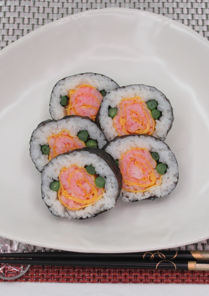 【うちの郷土料理】ばらの花の太巻き寿司-レシピのメイン写真