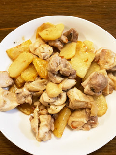 鶏肉とじゃがいもの梅炒め-レシピのメイン写真