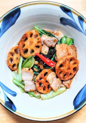 豚バラ肉と冷凍レンコンのピリ辛中華炒め-レシピのメイン写真
