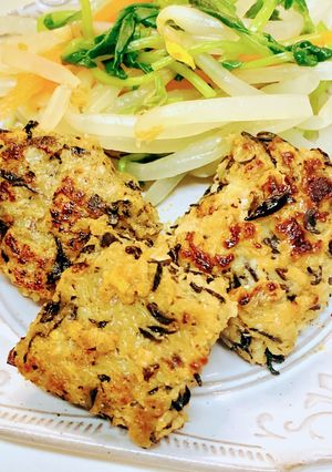 オートミール入り!ひじきと鶏ミンチバーグ-レシピのメイン写真